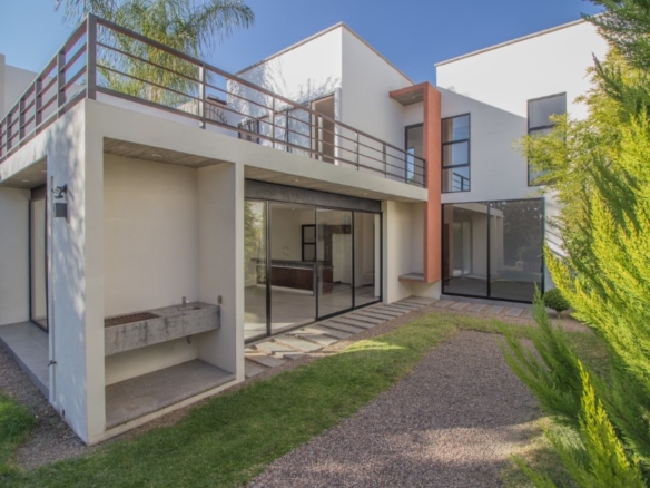 R-64 Modern Unfurnished House for Rent; Unleash Your Creativity.