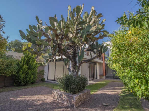 R-64 Modern Unfurnished House for Rent; Unleash Your Creativity.