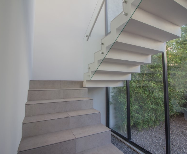 R-64 Modern Unfurnished House for Rent; Unleash Your Creativity.