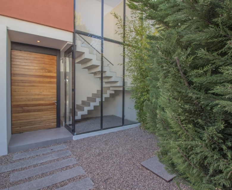 R-64 Modern Unfurnished House for Rent; Unleash Your Creativity.