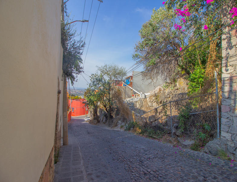 8888 Cuesta De San Jose