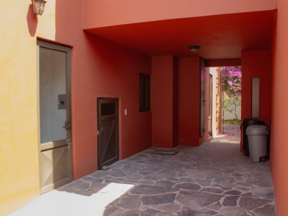 R24 House for Rent in Barrio de La Aldea, San Miguel de Allende