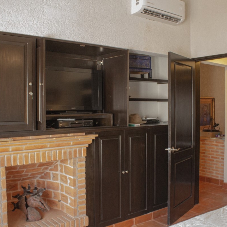 R24 House for Rent in Barrio de La Aldea, San Miguel de Allende
