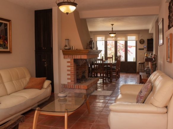 R24 House for Rent in Barrio de La Aldea, San Miguel de Allende