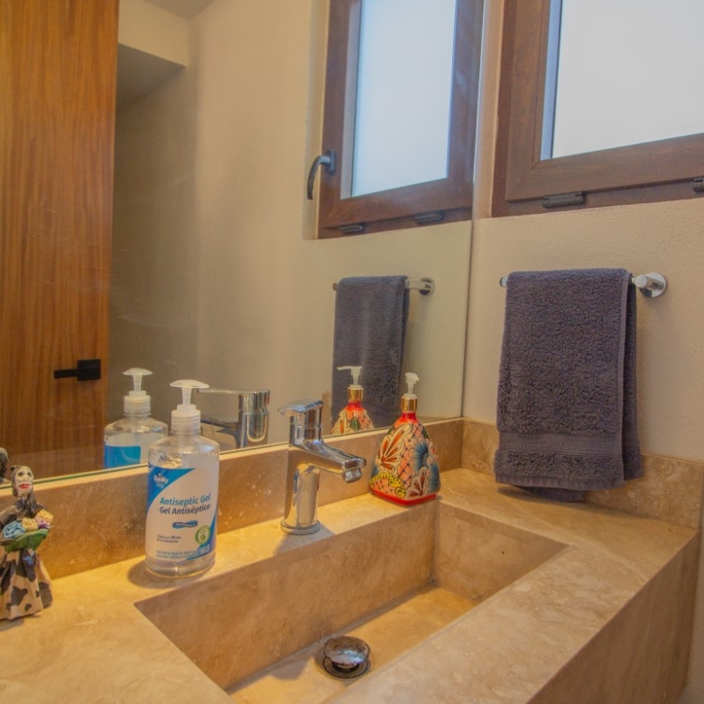 1948 House for Sale in Residencial Luna, San Miguel de Allende