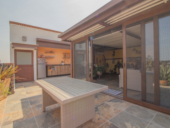 1948 House for Sale in Residencial Luna, San Miguel de Allende