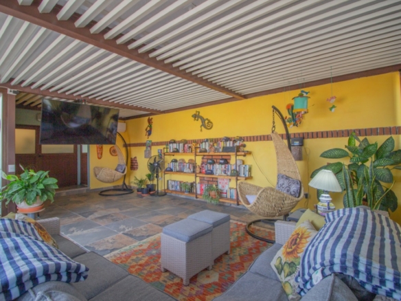 1948 House for Sale in Residencial Luna, San Miguel de Allende