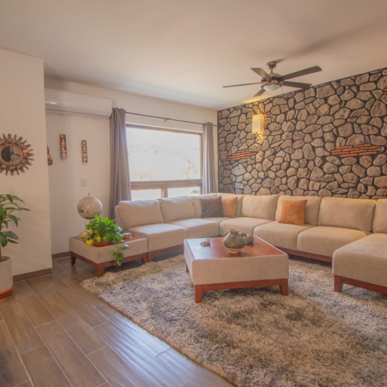 1948 House for Sale in Residencial Luna, San Miguel de Allende