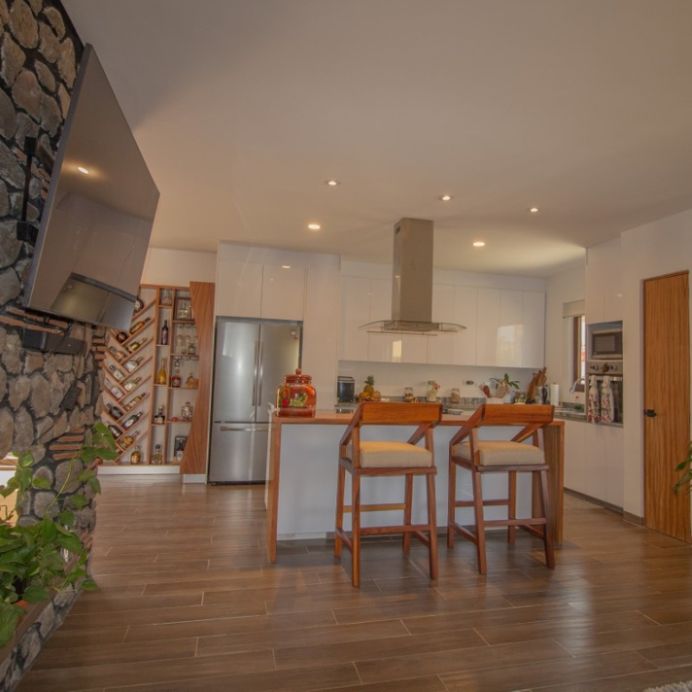 1948 House for Sale in Residencial Luna, San Miguel de Allende
