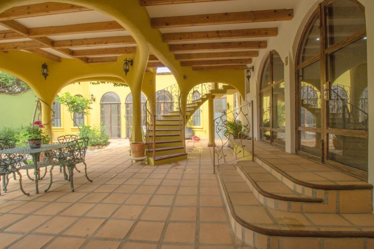 R159-B Apartment for Rent Independencia