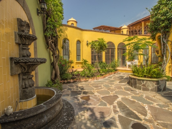 R159-B Apartment for Rent Independencia