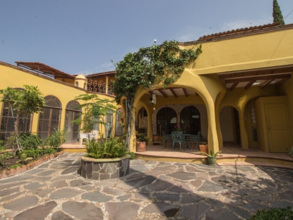 R159-C Apartment for Rent Independencia