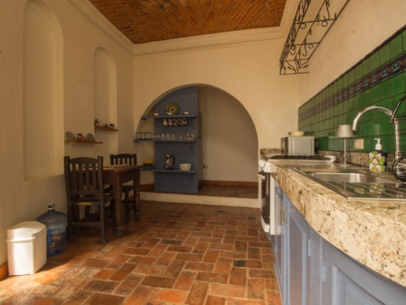 R159-B Apartment for Rent Independencia