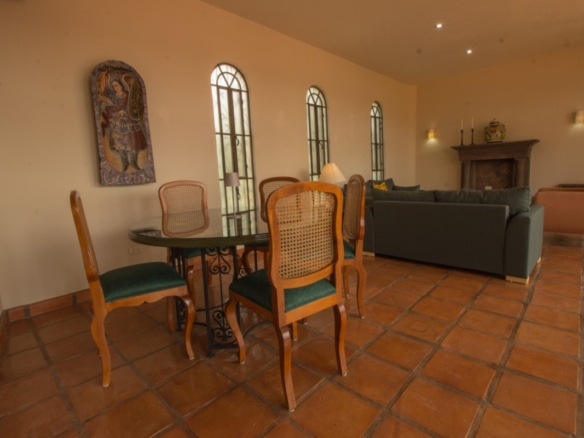 R159-C Apartment for Rent Independencia