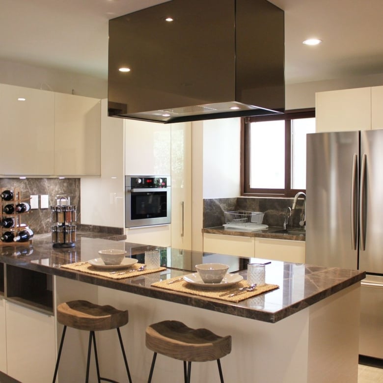 R30 Condo for Rent, Puente Viejo