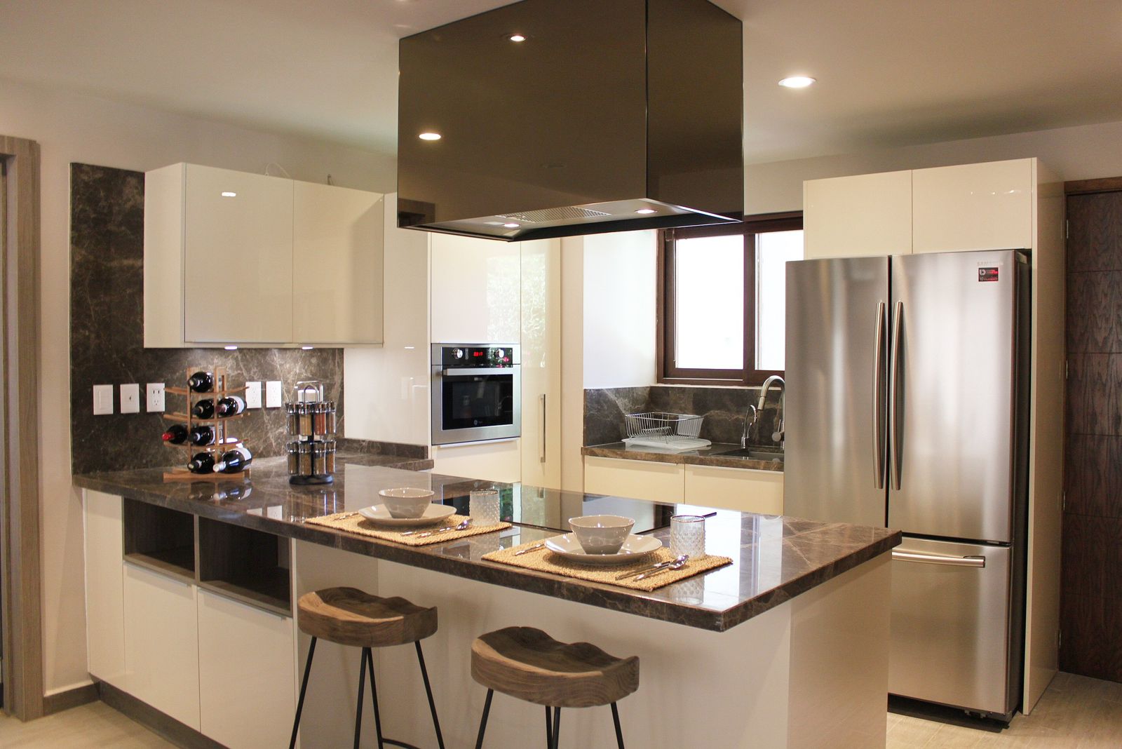 R30 Condo for Rent, Puente Viejo