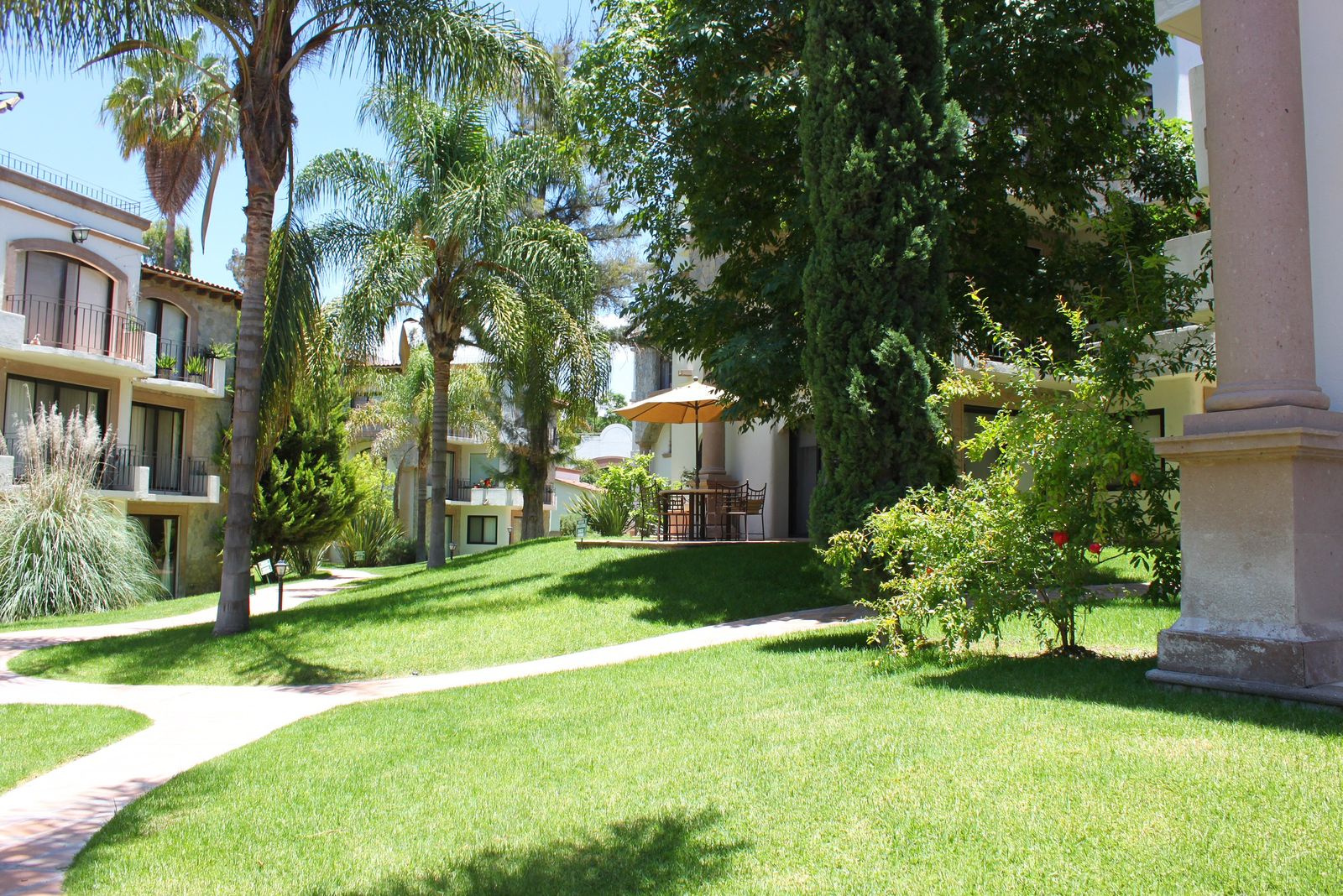 R30 Condo for Rent, Puente Viejo