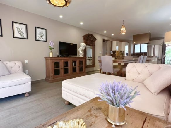 R30 Condo for Rent, Puente Viejo