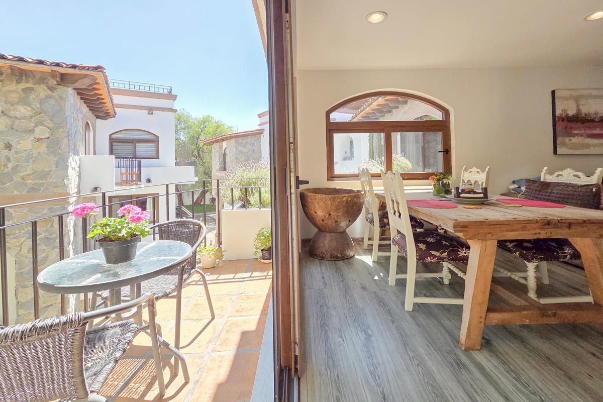 R32 Puente Viejo Pent house for rent