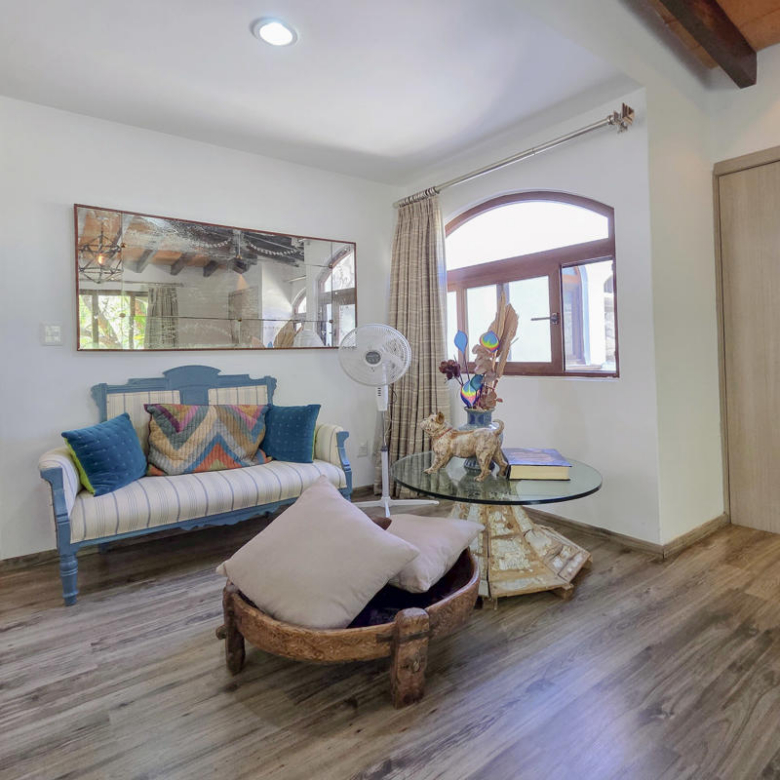 R32 Puente Viejo Pent house for rent