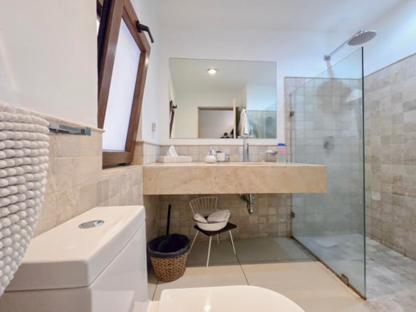 R32 Puente Viejo Pent house for rent