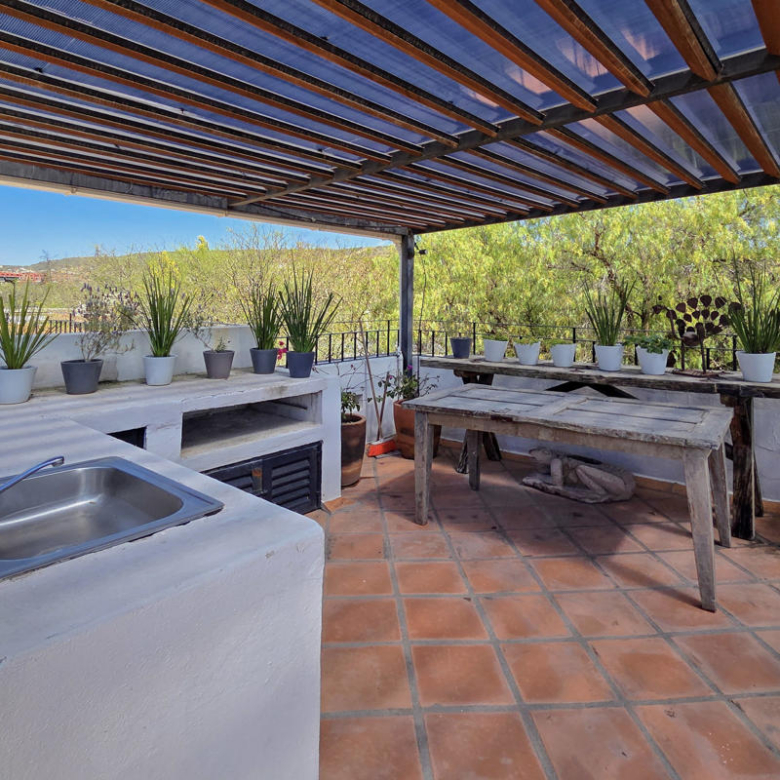 R32 Puente Viejo Pent house for rent