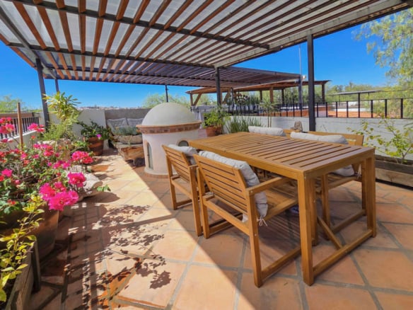 R32 Puente Viejo Pent house for rent
