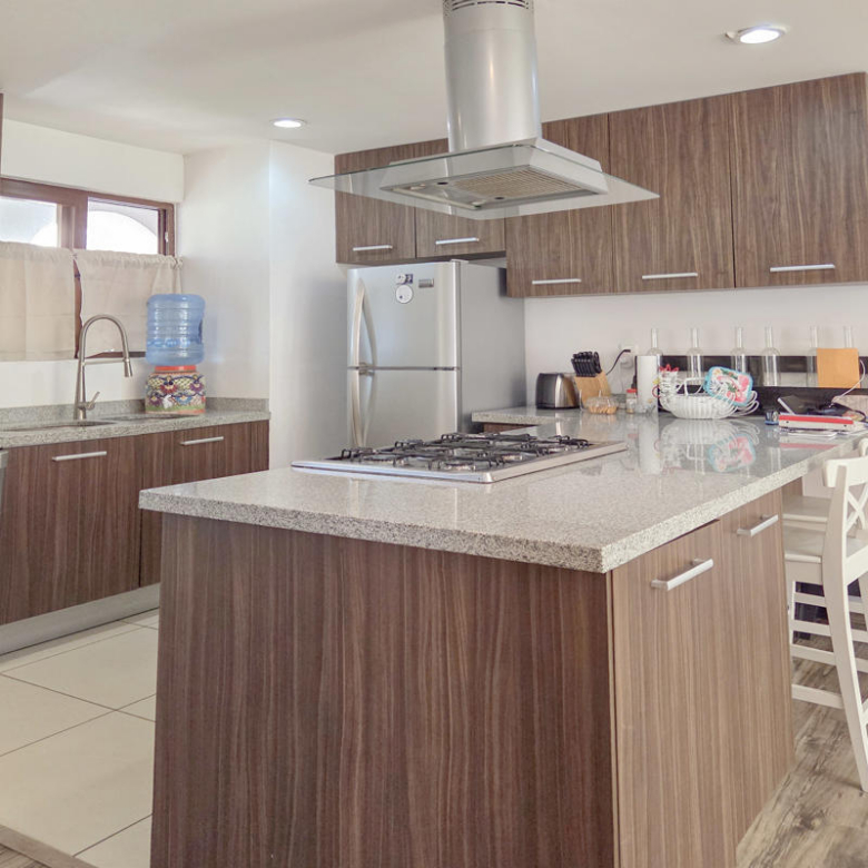 R32 Puente Viejo Pent house for rent