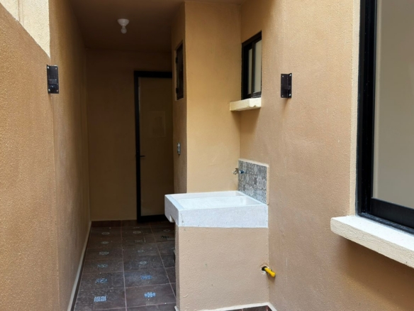 R-7700 Renta Jardines de Allende