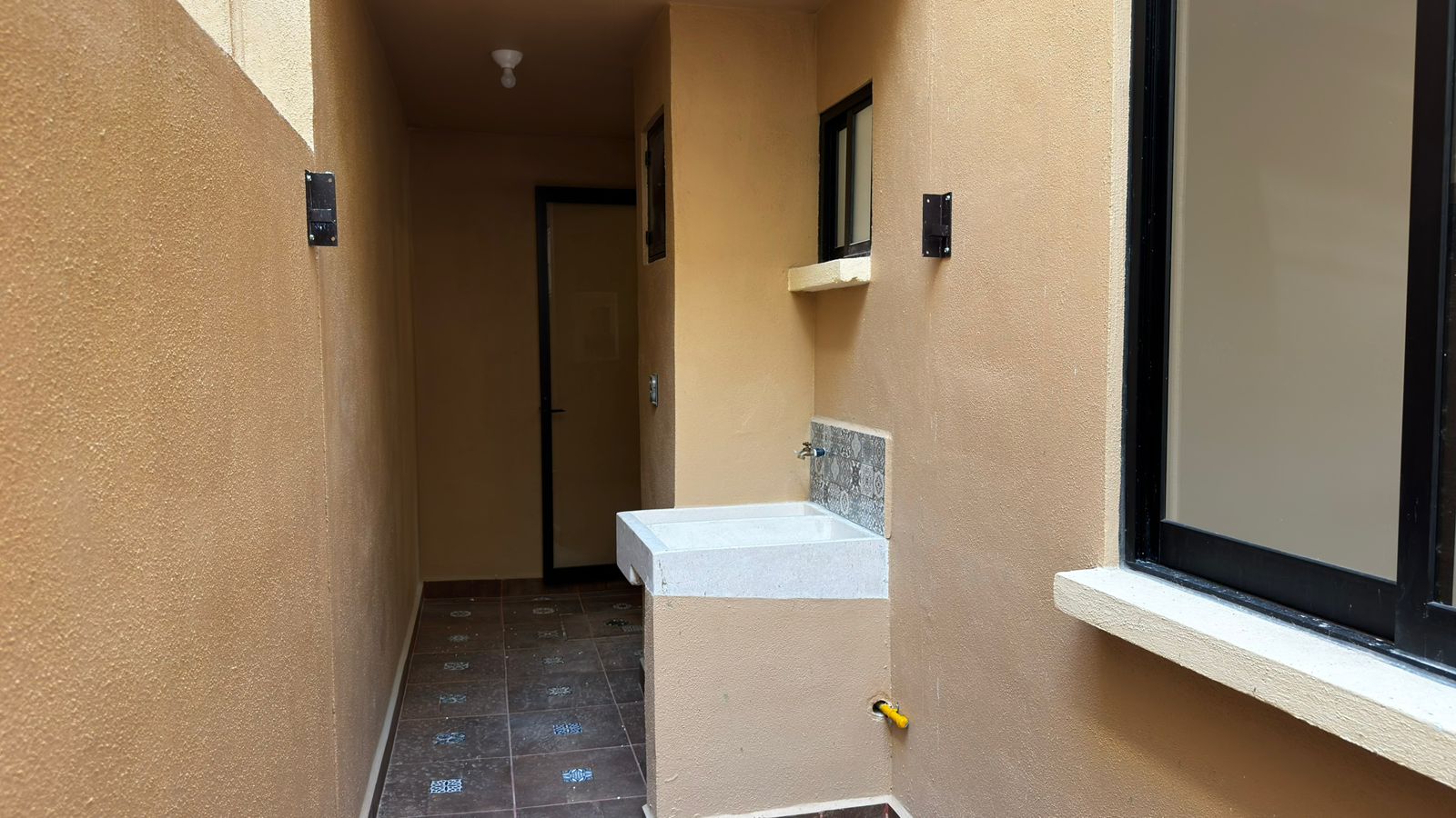 R-7700 Renta Jardines de Allende