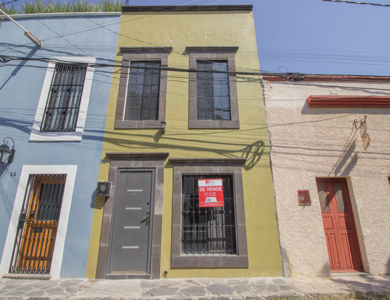 1952 Guadalupe, House for Sale