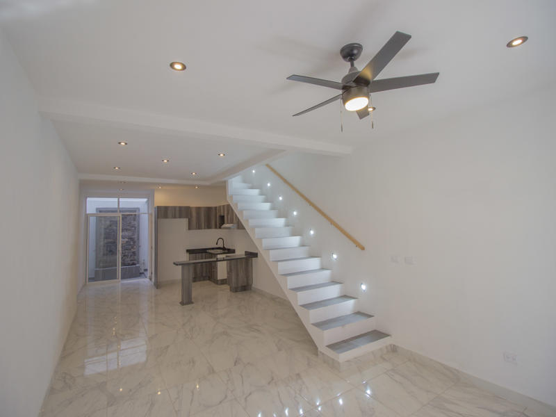 1952 Guadalupe, House for Sale