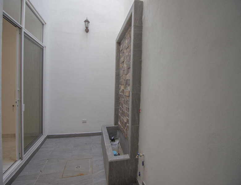 1952 Guadalupe, House for Sale