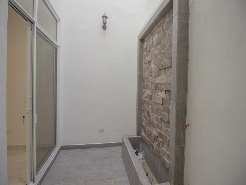 1952 Guadalupe, House for Sale