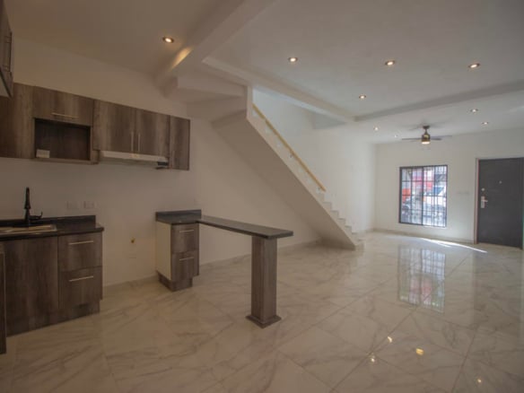 1952 Guadalupe, House for Sale