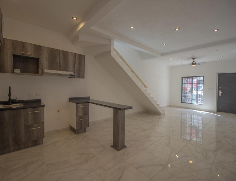 1952 Guadalupe, House for Sale