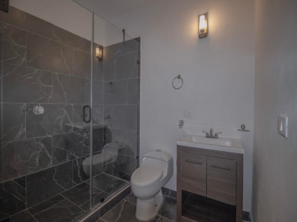 1952 Guadalupe, House for Sale