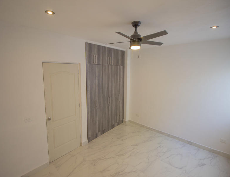 1952 Guadalupe, House for Sale
