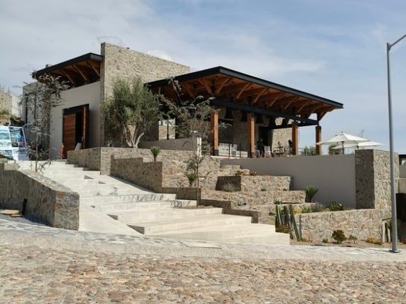1703 Terrases – Sahai