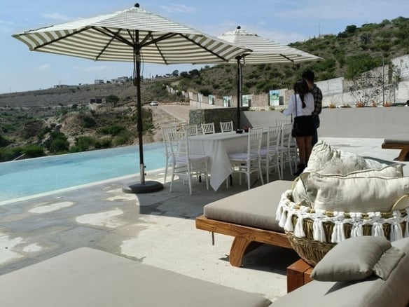 1703 Terrases – Sahai