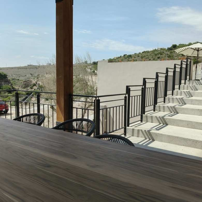 1703 Terrases – Sahai
