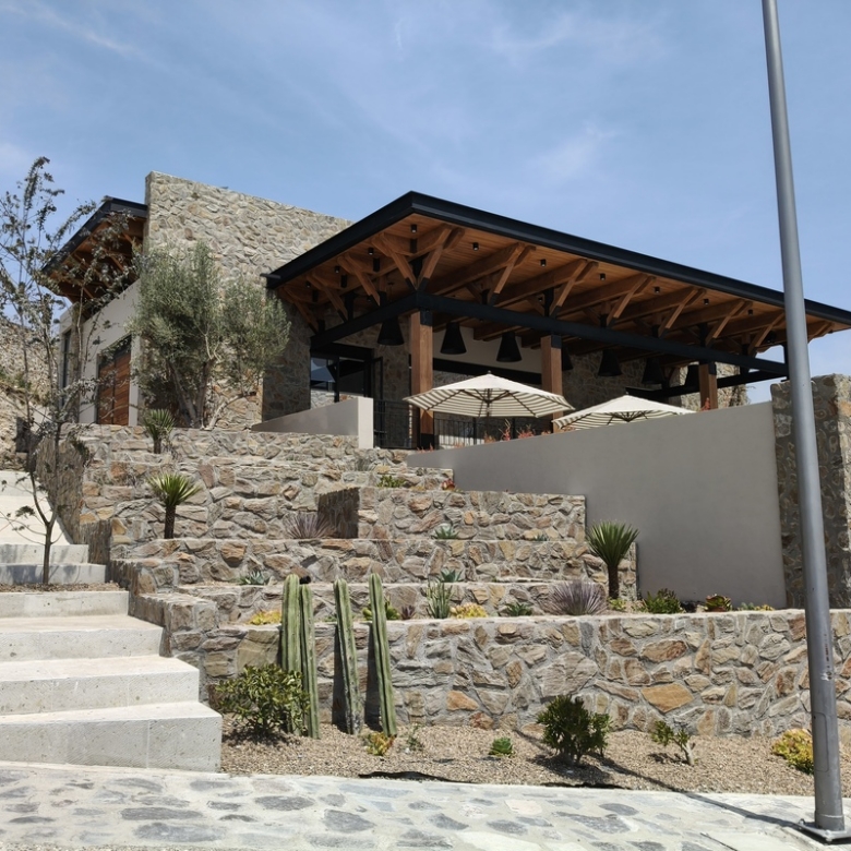 1703 Terrases – Sahai