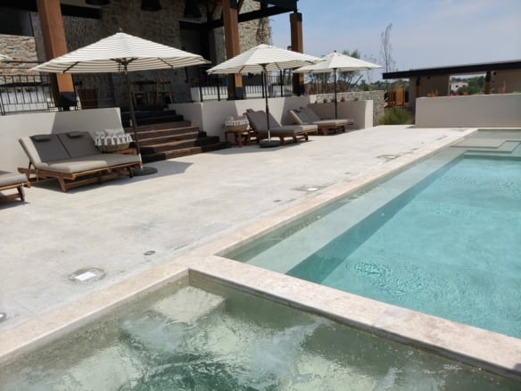 1703 Terrases – Sahai