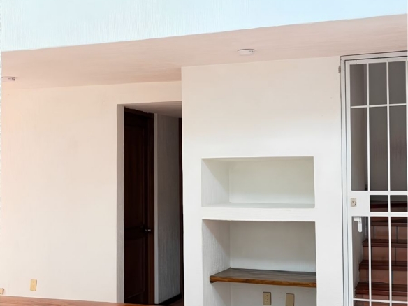 R – 1935 House for Rent in Mexiquito