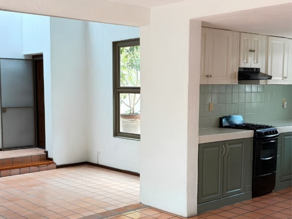 R – 1935 House for Rent in Mexiquito