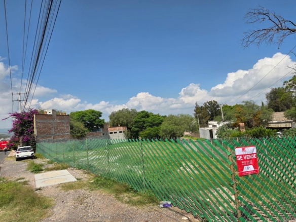 1941 Terreno en Venta sobre Salida a Celaya | San Miguel de Allende