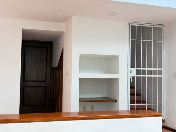 R – 1935 House for Rent in Mexiquito