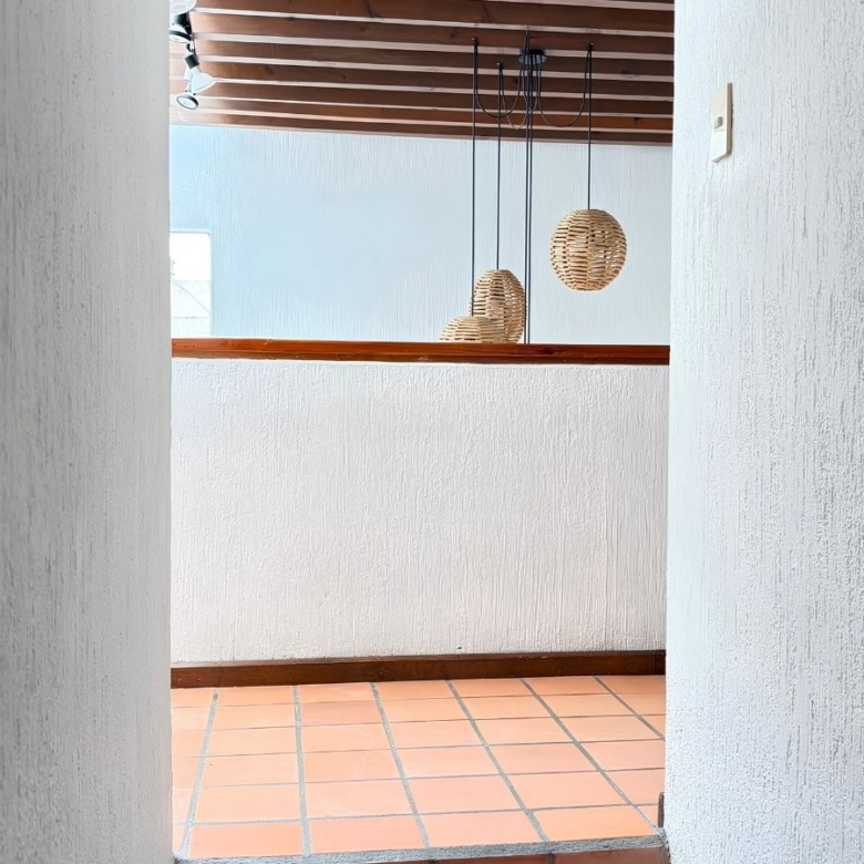R – 1935 House for Rent in Mexiquito
