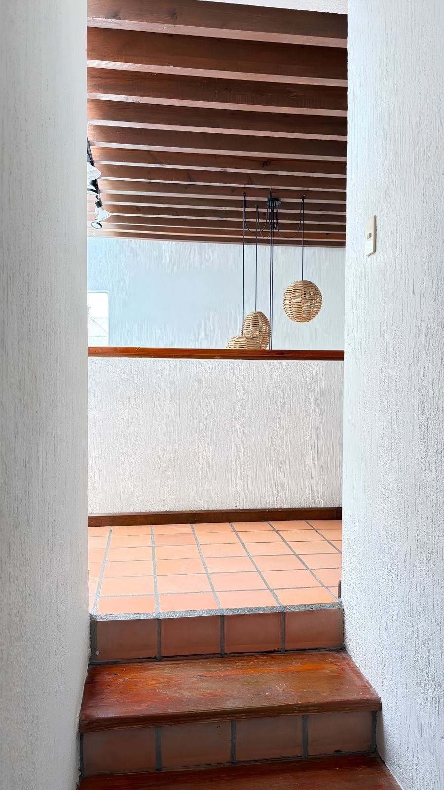 R – 1935 House for Rent in Mexiquito