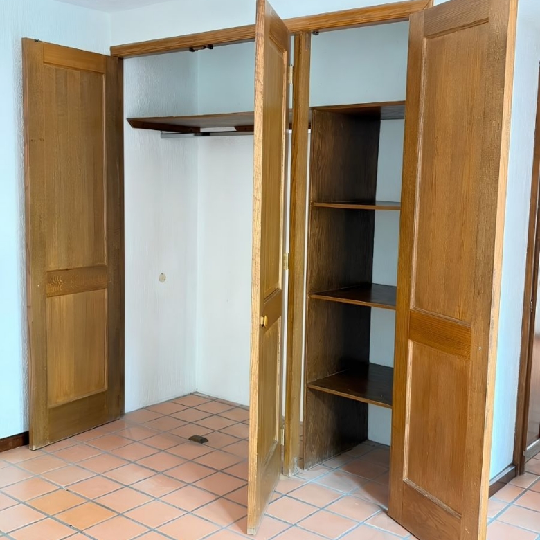 R – 1935 House for Rent in Mexiquito